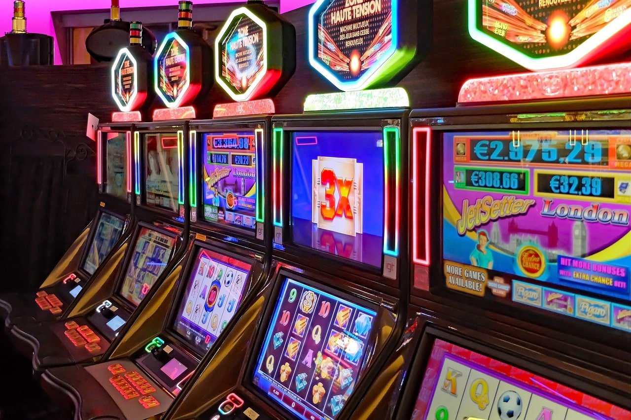 98bet Baccarat Live Table Dealer Myanmar Real Scoreboard
